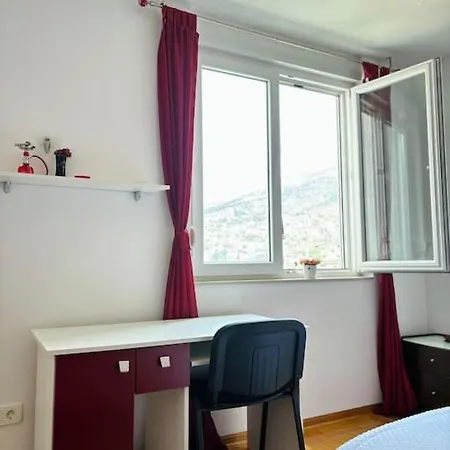 Old Town Nadja Apartment